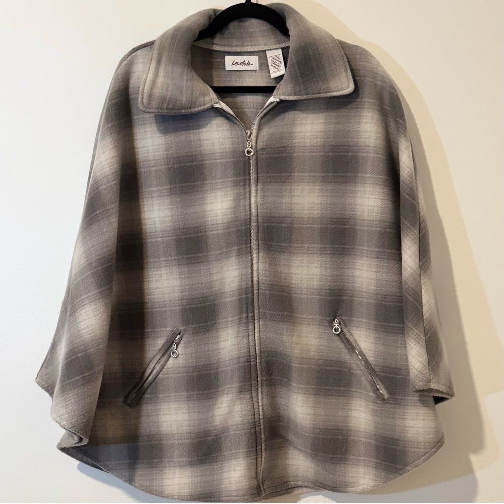 Le Tote Gray Plaid Zip-Up Cape Jacket